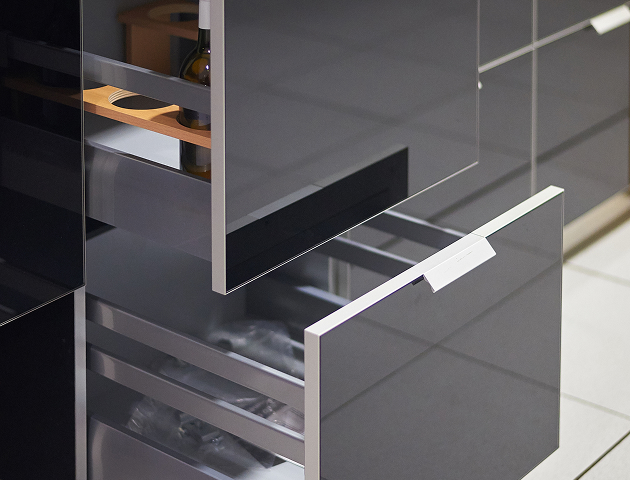 MATERIALS THAT DEFINE DETAIL